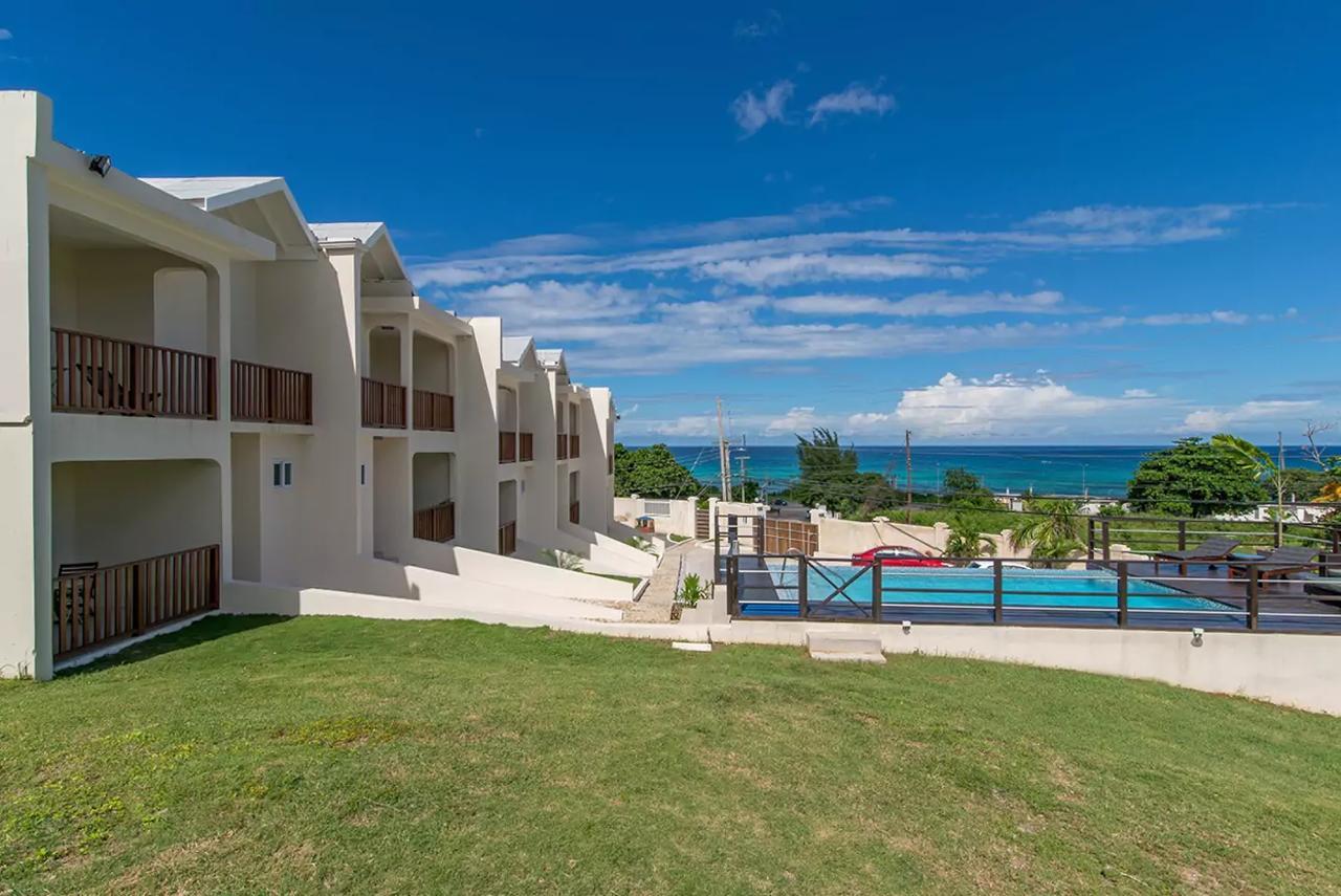 Family Complex beside Beach w/Pool Montego Bay #1 Zewnętrze zdjęcie